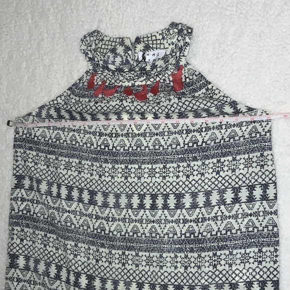 NWT THML Aztec Looking Halter Top w/ Braid around Neck & Tassel Detail (Small) - Picture 13 of 14